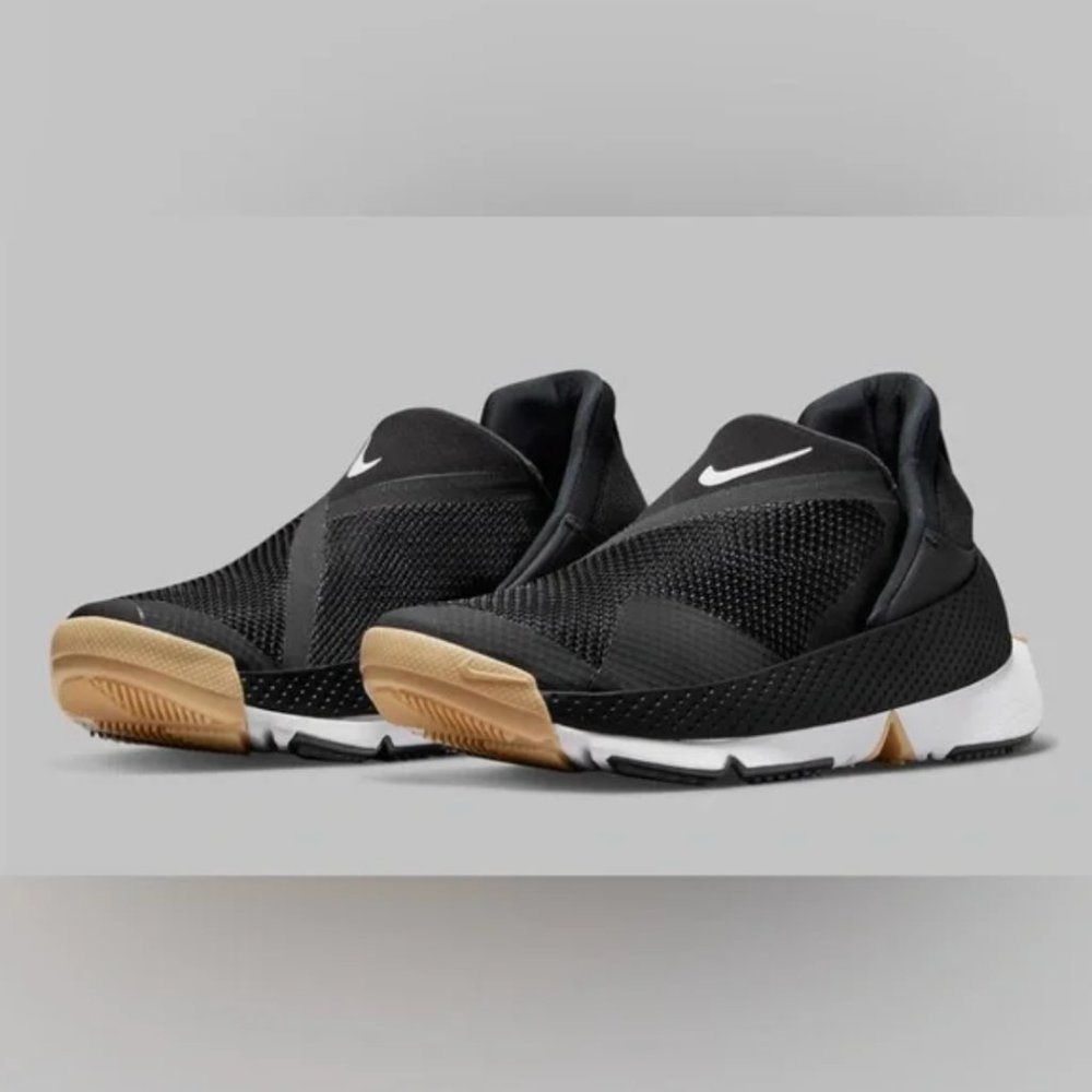 Nike Go Flyease Women's Athletic Running Shoes Black Gum